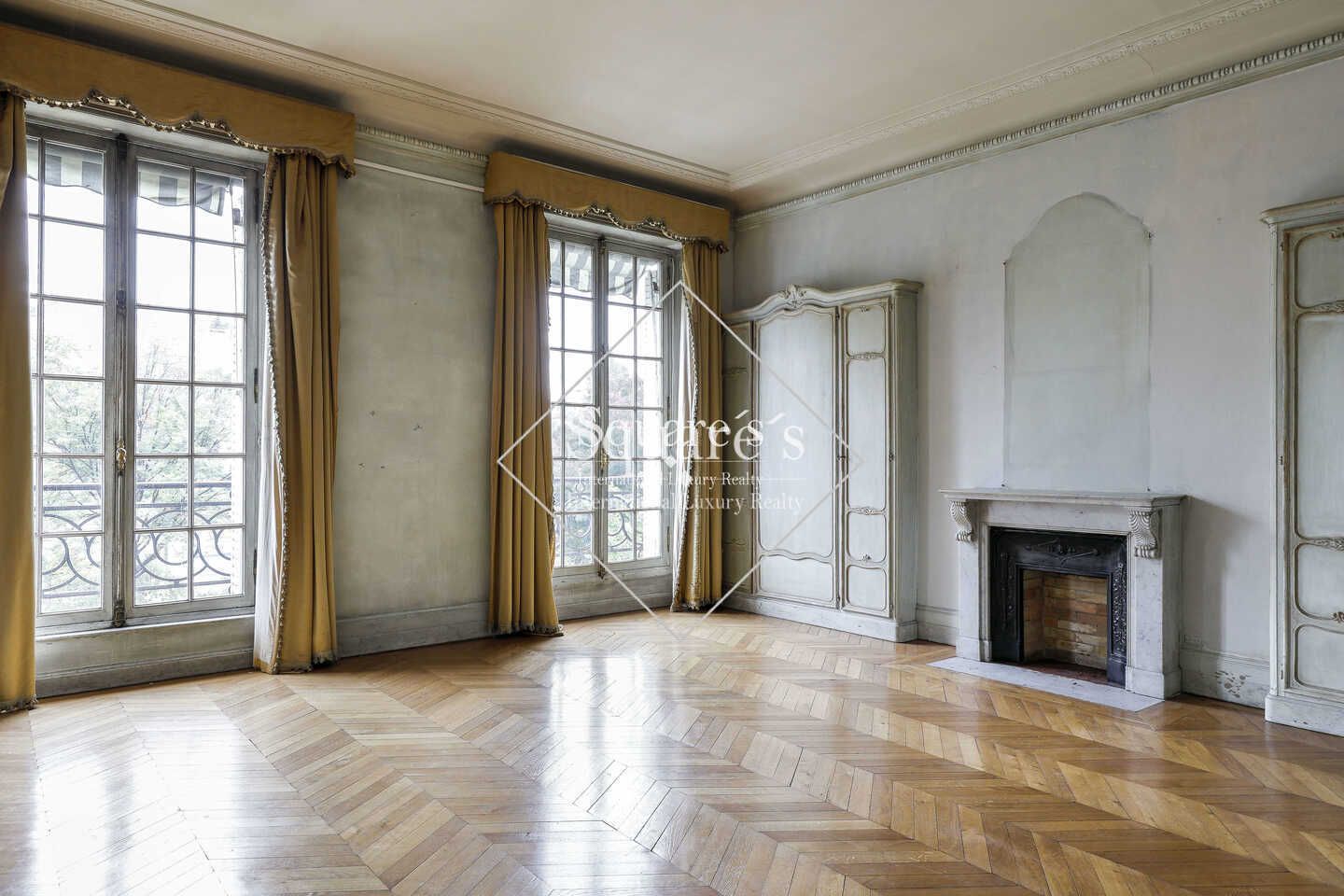 Sale Mansion (hôtel particulier) Paris 16ème 14 Rooms 600 m²