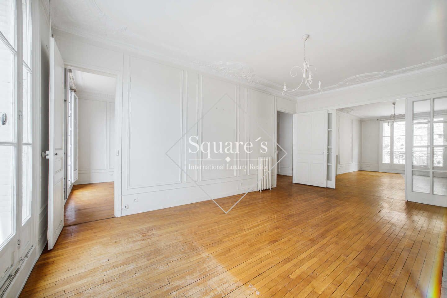 Sale Apartment Paris 16ème 5 Rooms 145 m²