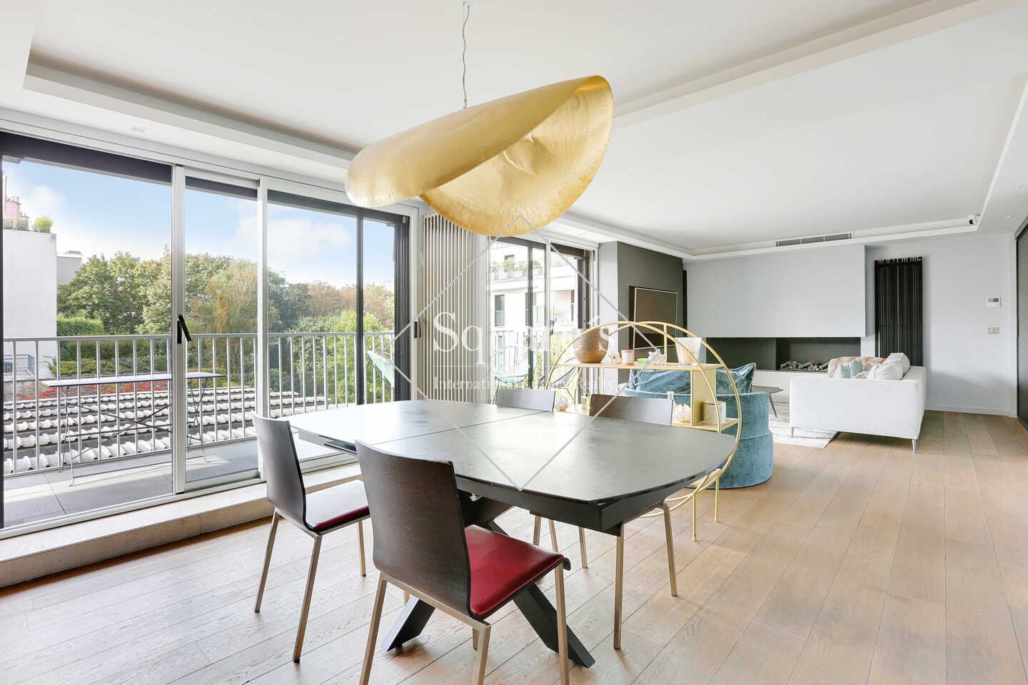 apartment 5 Rooms for sale on Boulogne (92100)