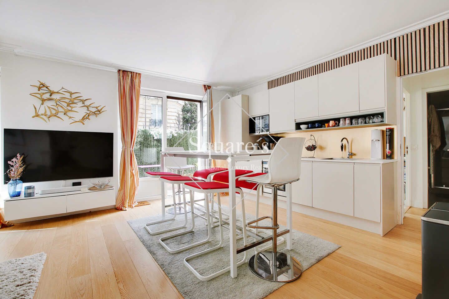 Sale Apartment Neuilly-sur-Seine 4 Rooms 90 m²