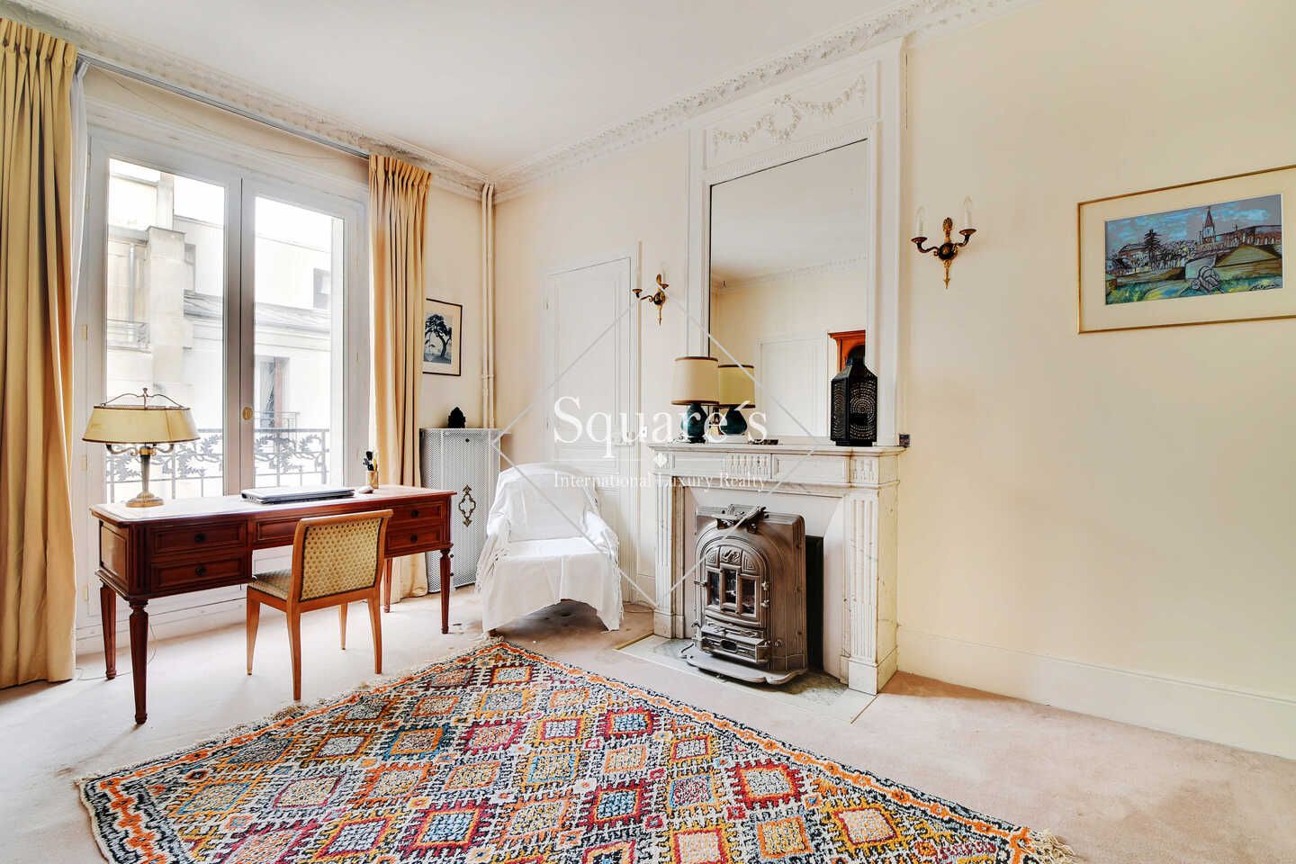 apartment 4 Rooms for sale on Paris 17ème (75017)