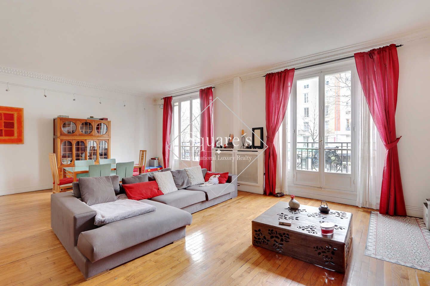 apartment 6 Rooms for sale on Paris 17ème (75017)