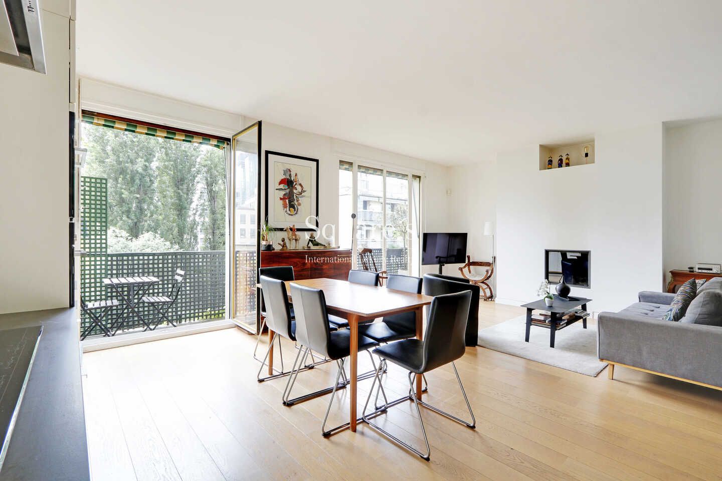 apartment 4 Rooms for sale on Neuilly-sur-Seine (92200)