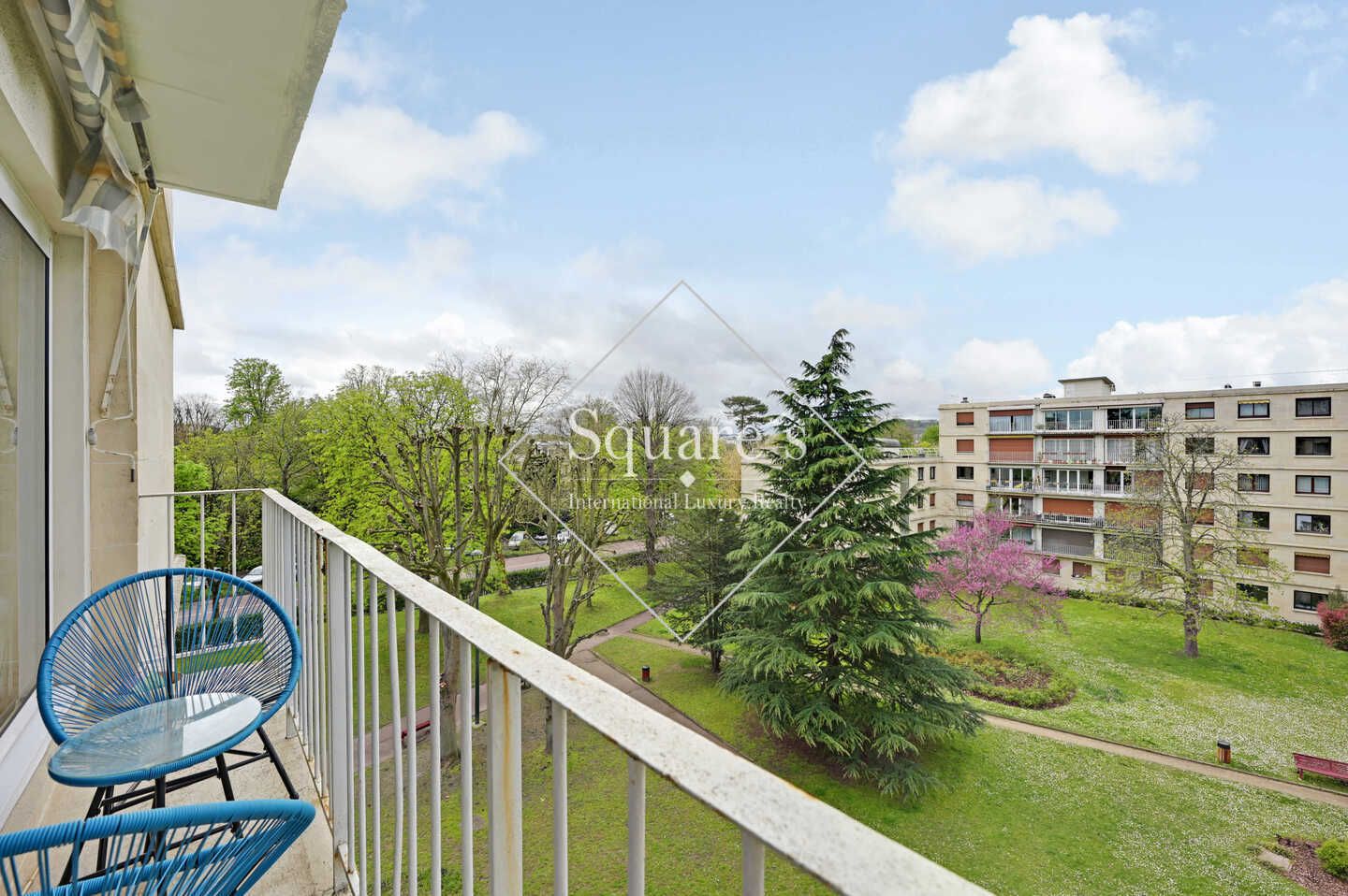 apartment 4 Rooms for sale on Neuilly-sur-Seine (92200)