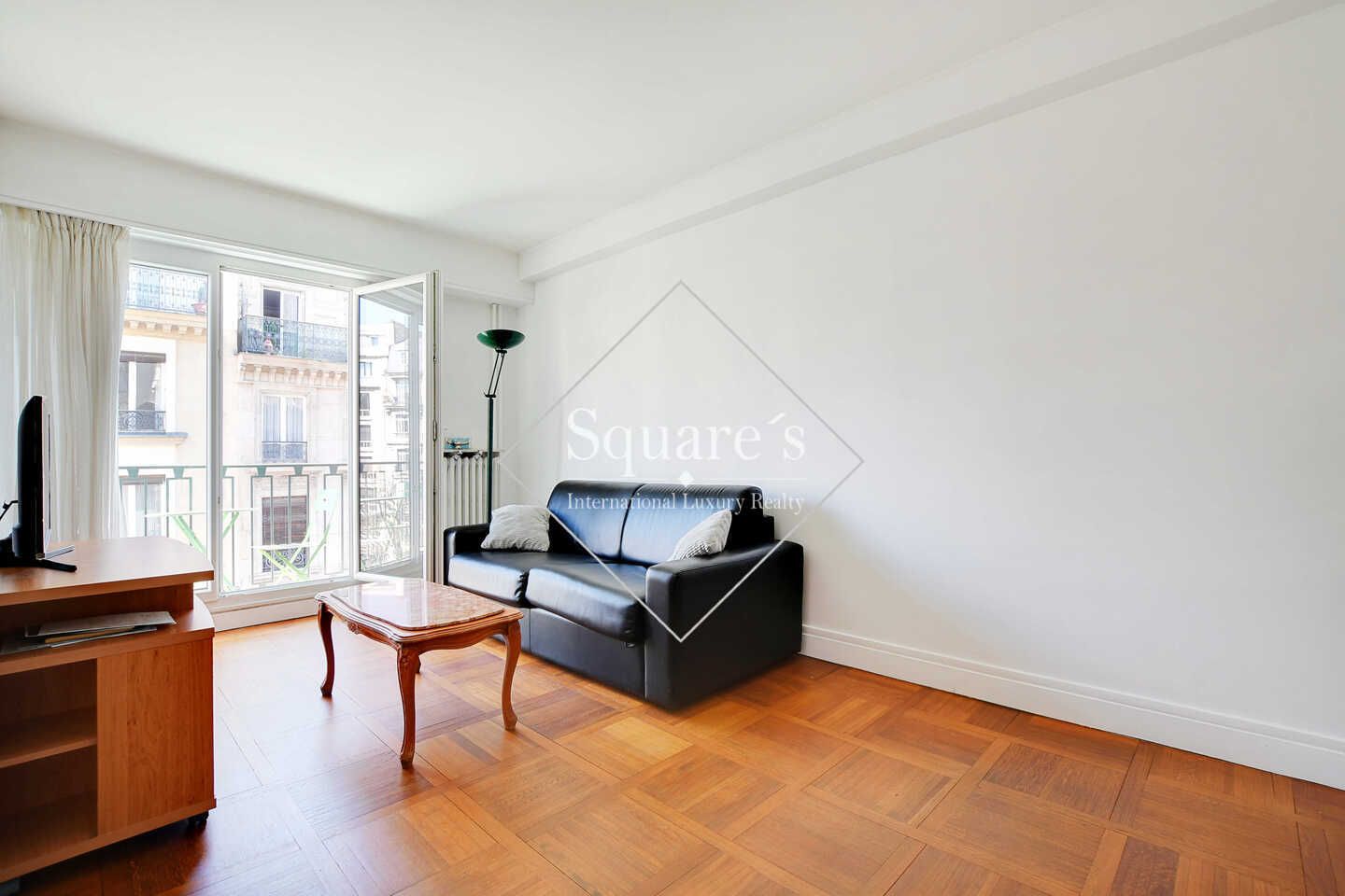 apartment 3 Rooms for sale on Paris 17ème (75017)