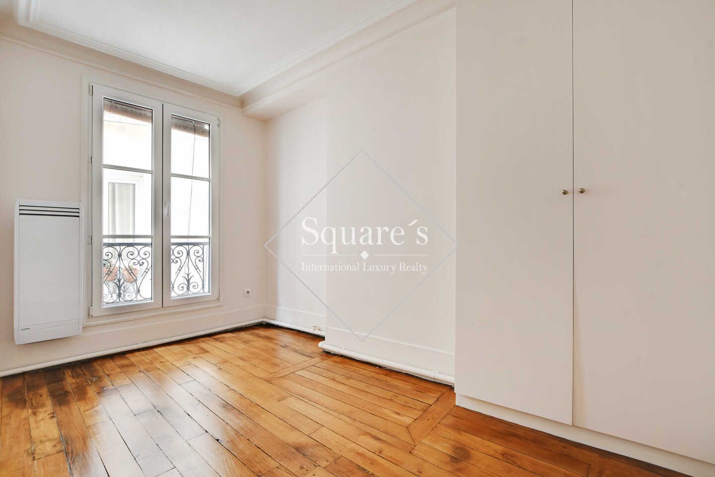 Sale Apartment Paris 17ème 3 Rooms 50 m²