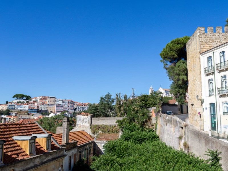 house 10 Rooms for sale on Lisboa (1100)