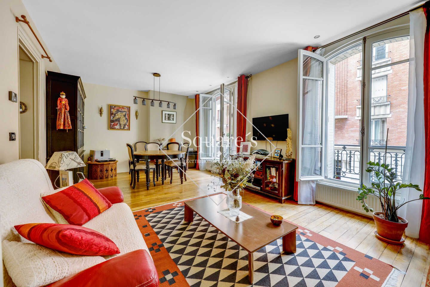 apartment 4 Rooms for sale on Paris 18ème (75018)