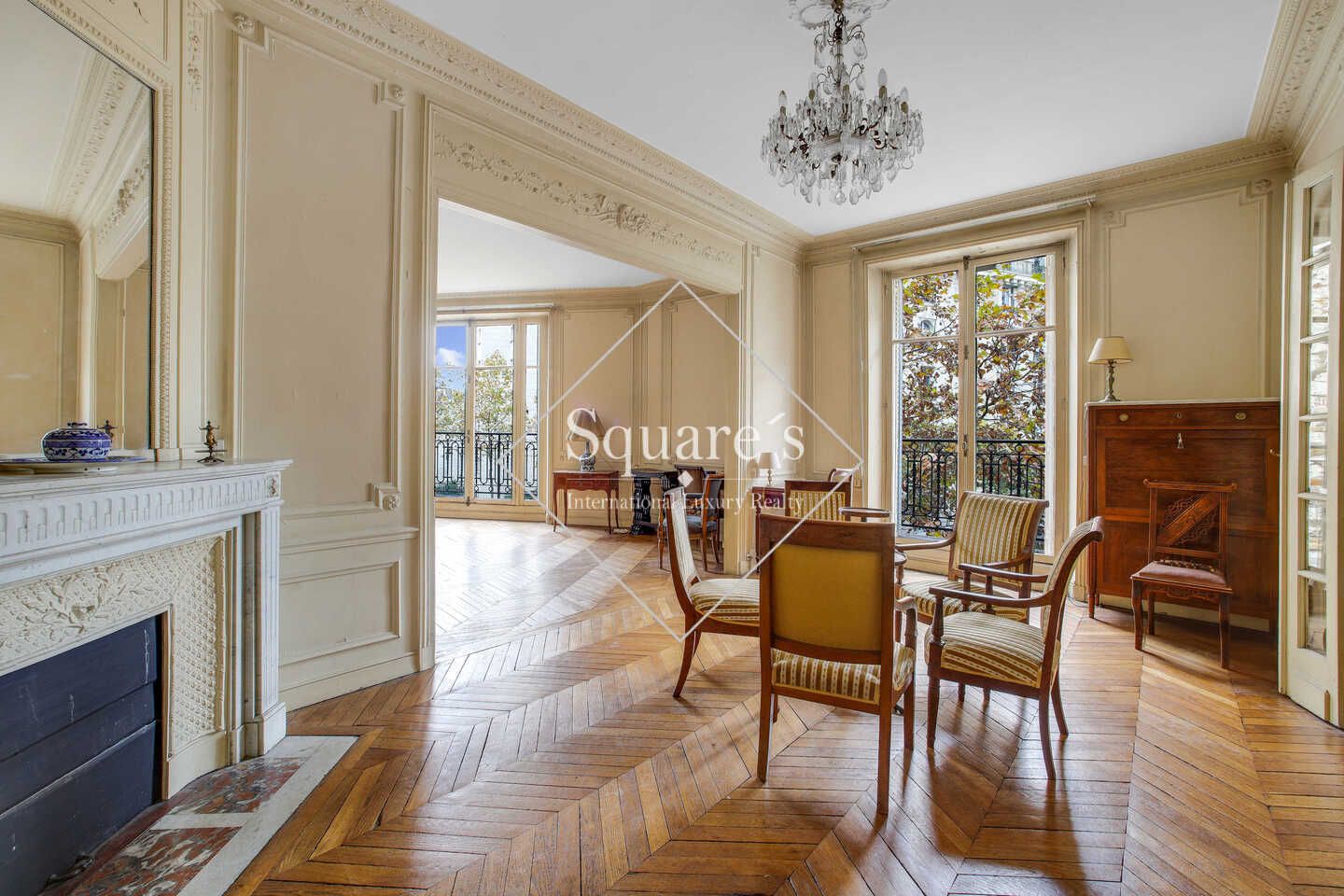 Sale Apartment Paris 16ème 9 Rooms 245 m²