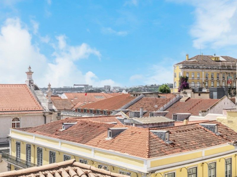 apartment 8 Rooms for sale on Lisboa (1200)