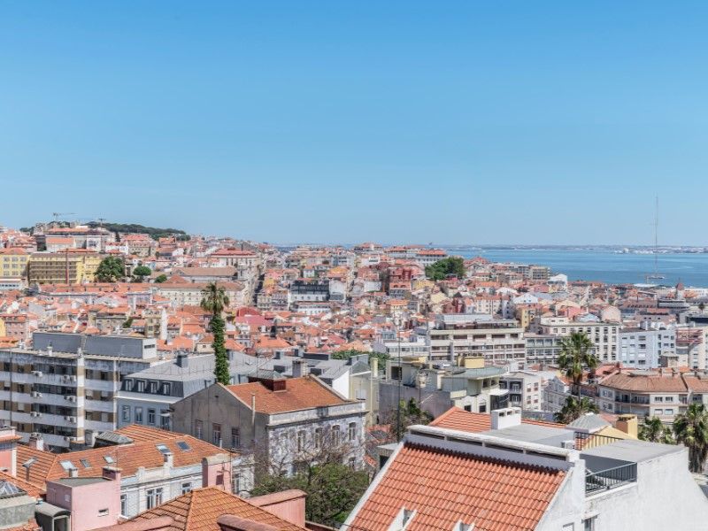 apartment 12 Rooms for sale on Lisboa (1200)