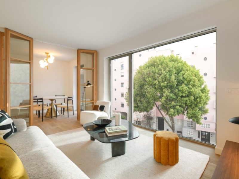 apartment 6 Rooms for sale on Lisboa (1800)