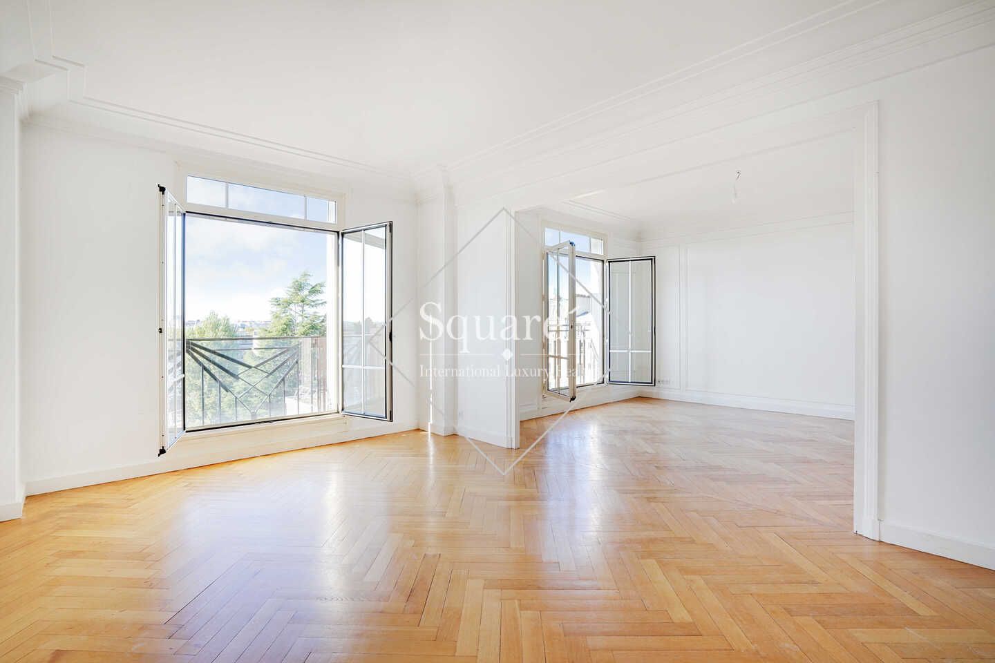 Sale Apartment Neuilly-sur-Seine 5 Rooms 125 m²