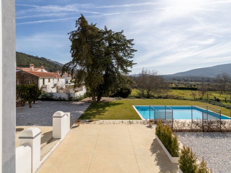 house 33 Rooms for sale on Marvão (7330)