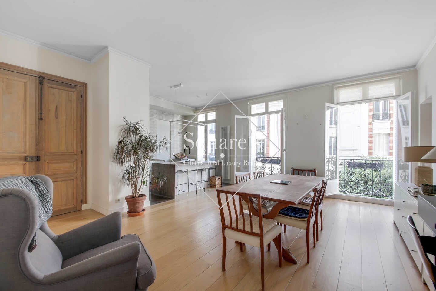 apartment 5 Rooms for sale on Paris 16ème (75016)