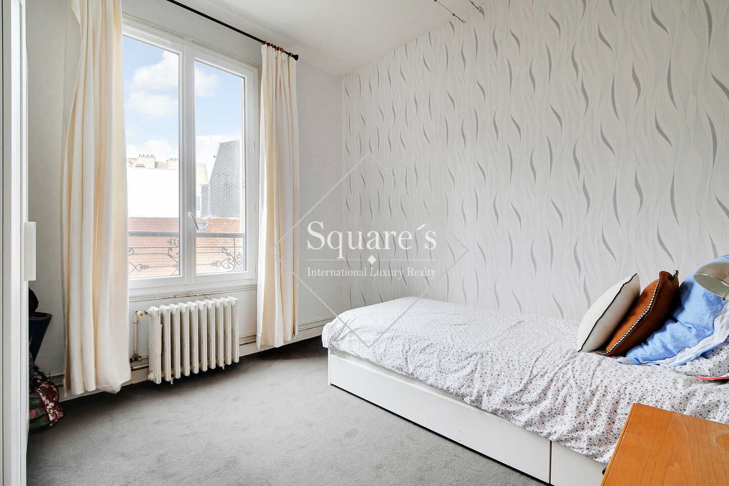 Sale Apartment Neuilly-sur-Seine 3 Rooms 54 m²