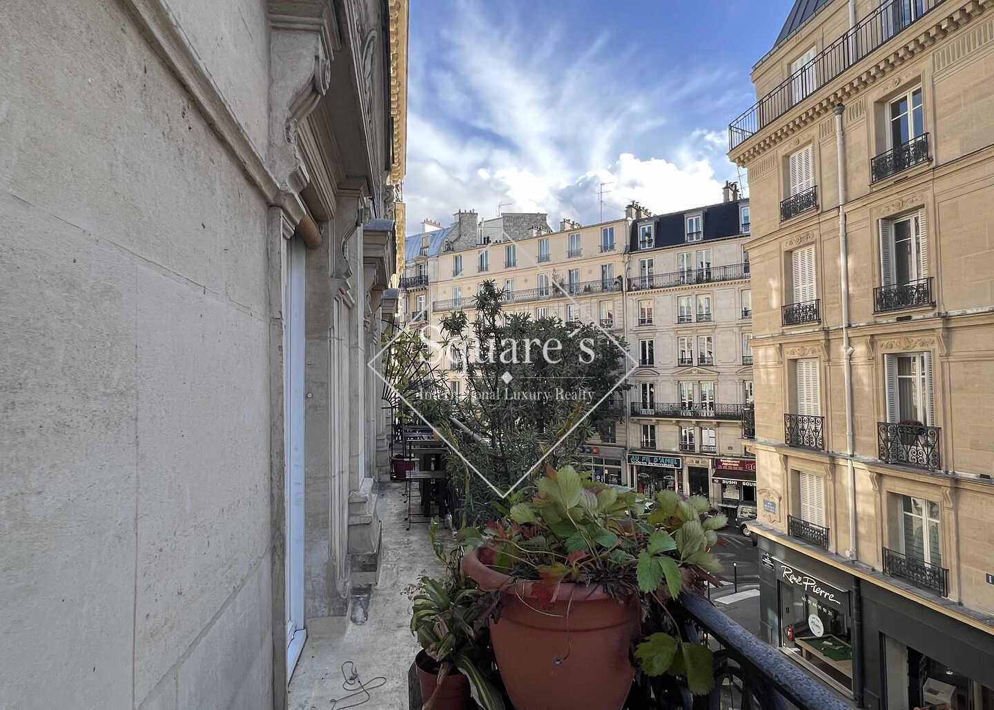 apartment 3 Rooms for sale on Paris 9ème (75009)