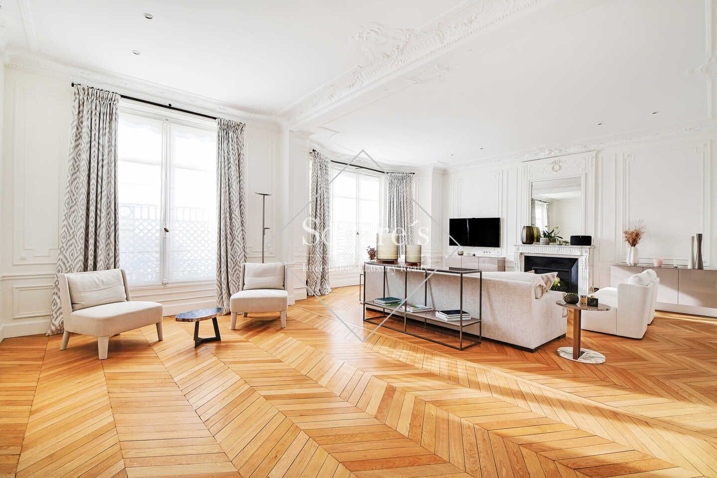 apartment 6 Rooms for sale on Neuilly-sur-Seine (92200)