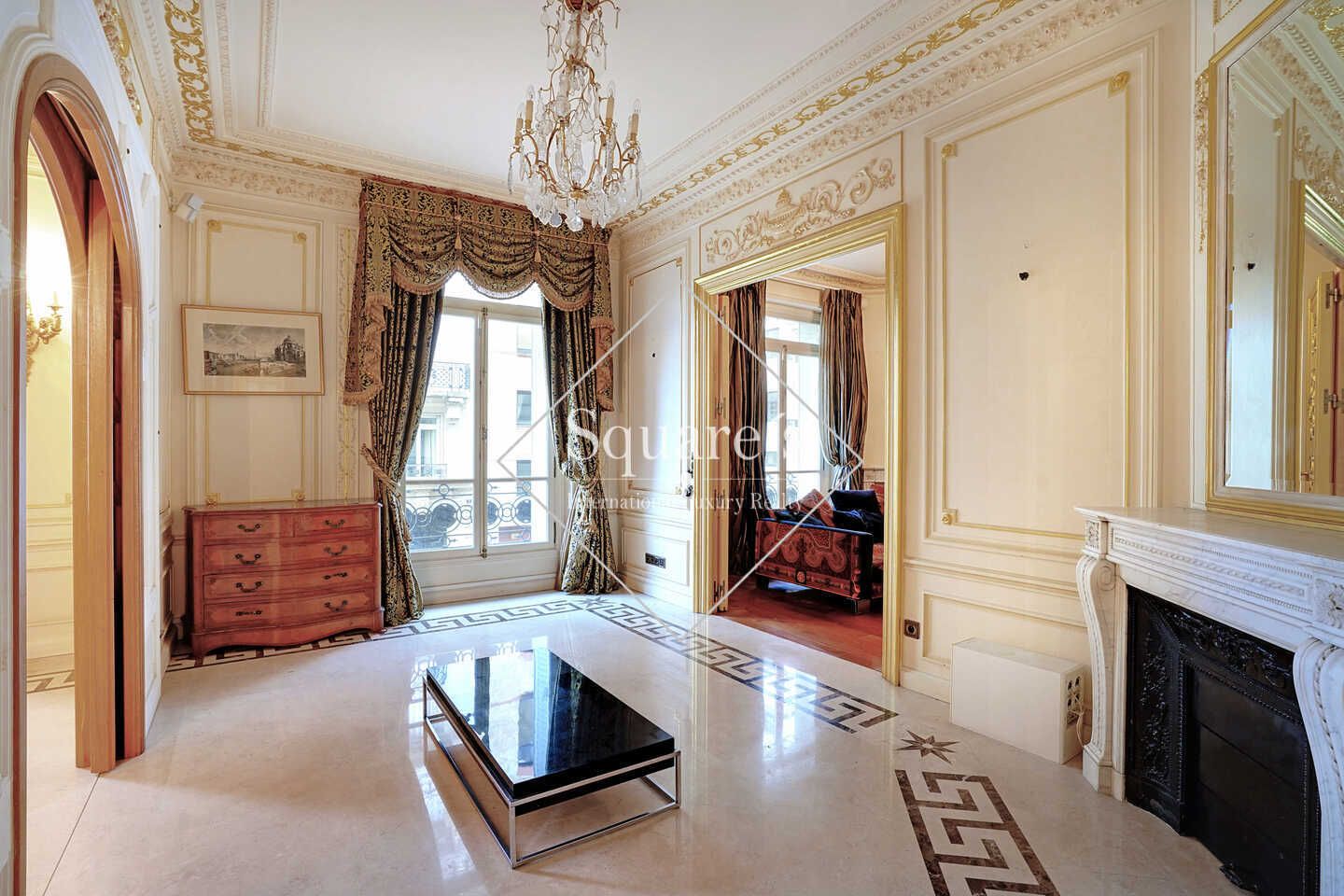 Sale Apartment Paris 16ème 7 Rooms 218 m²