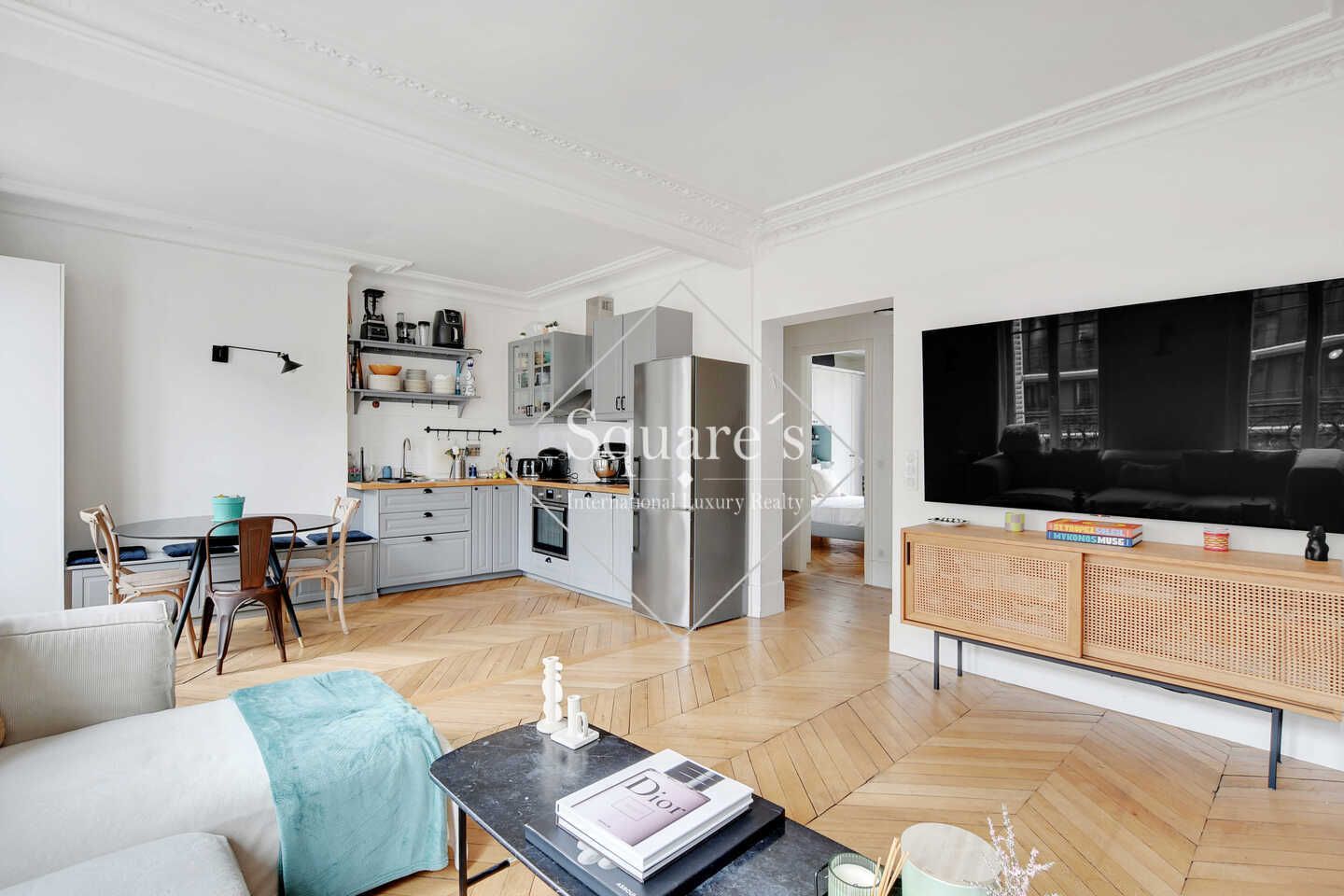 Sale Apartment Neuilly-sur-Seine 3 Rooms 53 m²