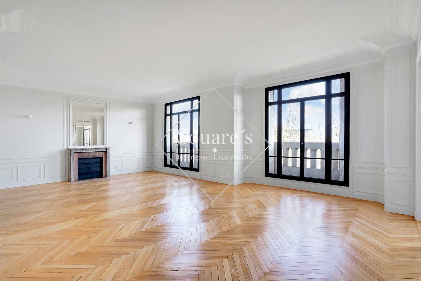 apartment 5 Rooms for sale on Neuilly-sur-Seine (92200)