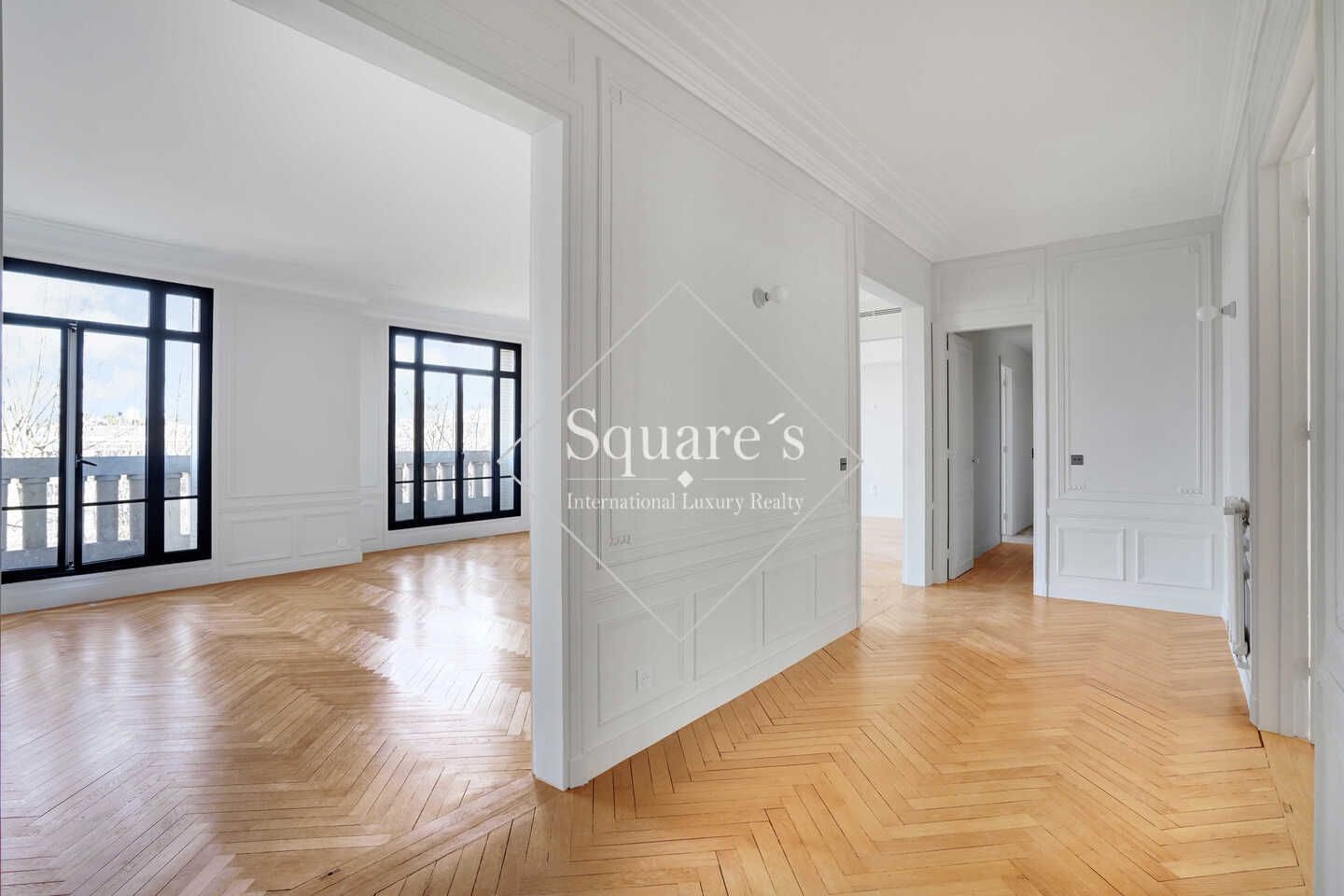 Sale Apartment Neuilly-sur-Seine 5 Rooms 175 m²