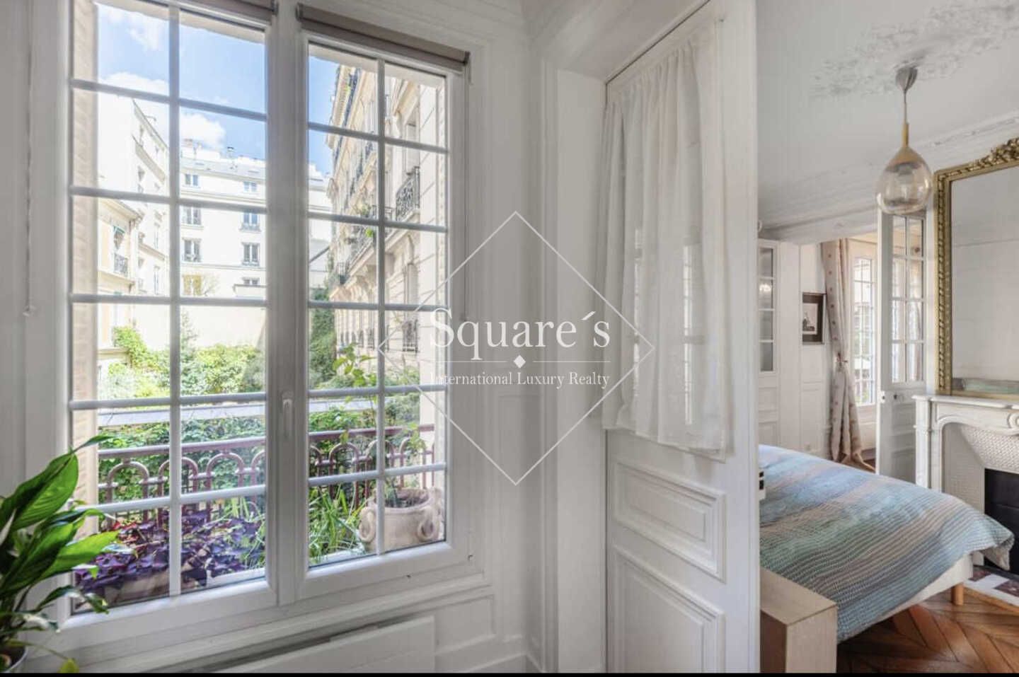 apartment 4 Rooms for sale on Paris 9ème (75009)