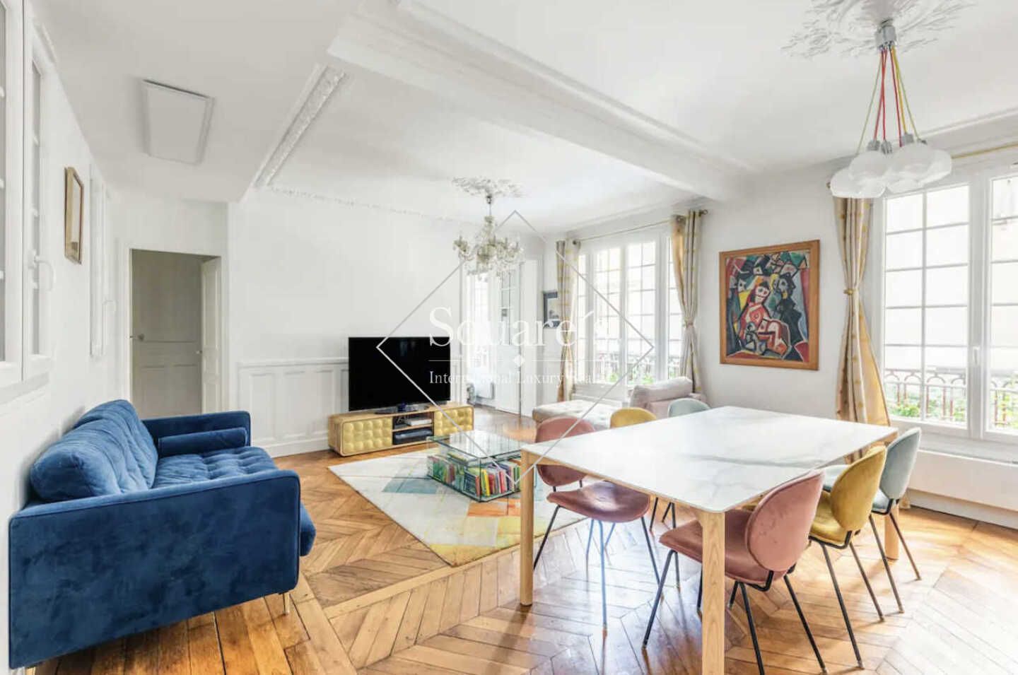 Sale Apartment Paris 9ème 4 Rooms 81 m²