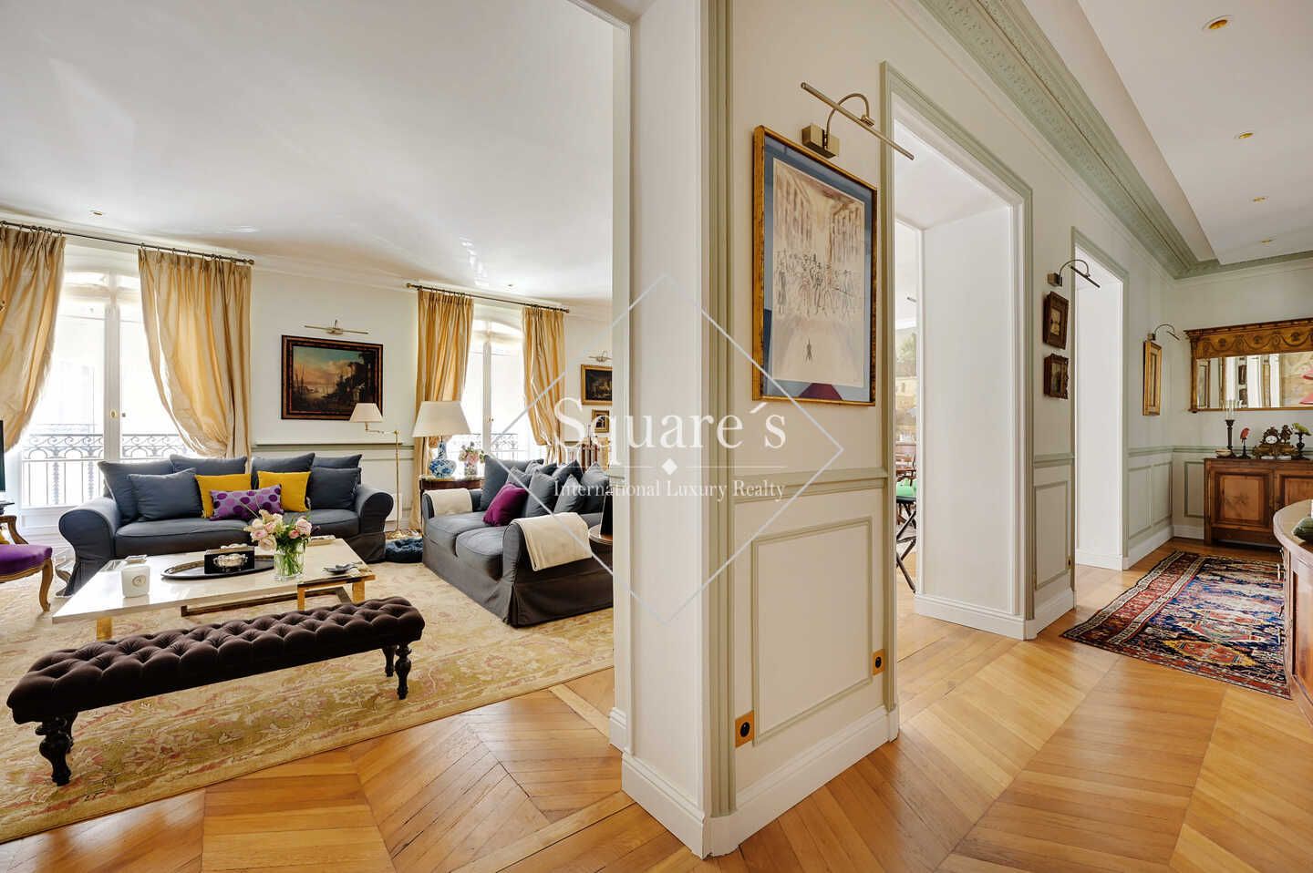 apartment 4 Rooms for sale on Neuilly-sur-Seine (92200)