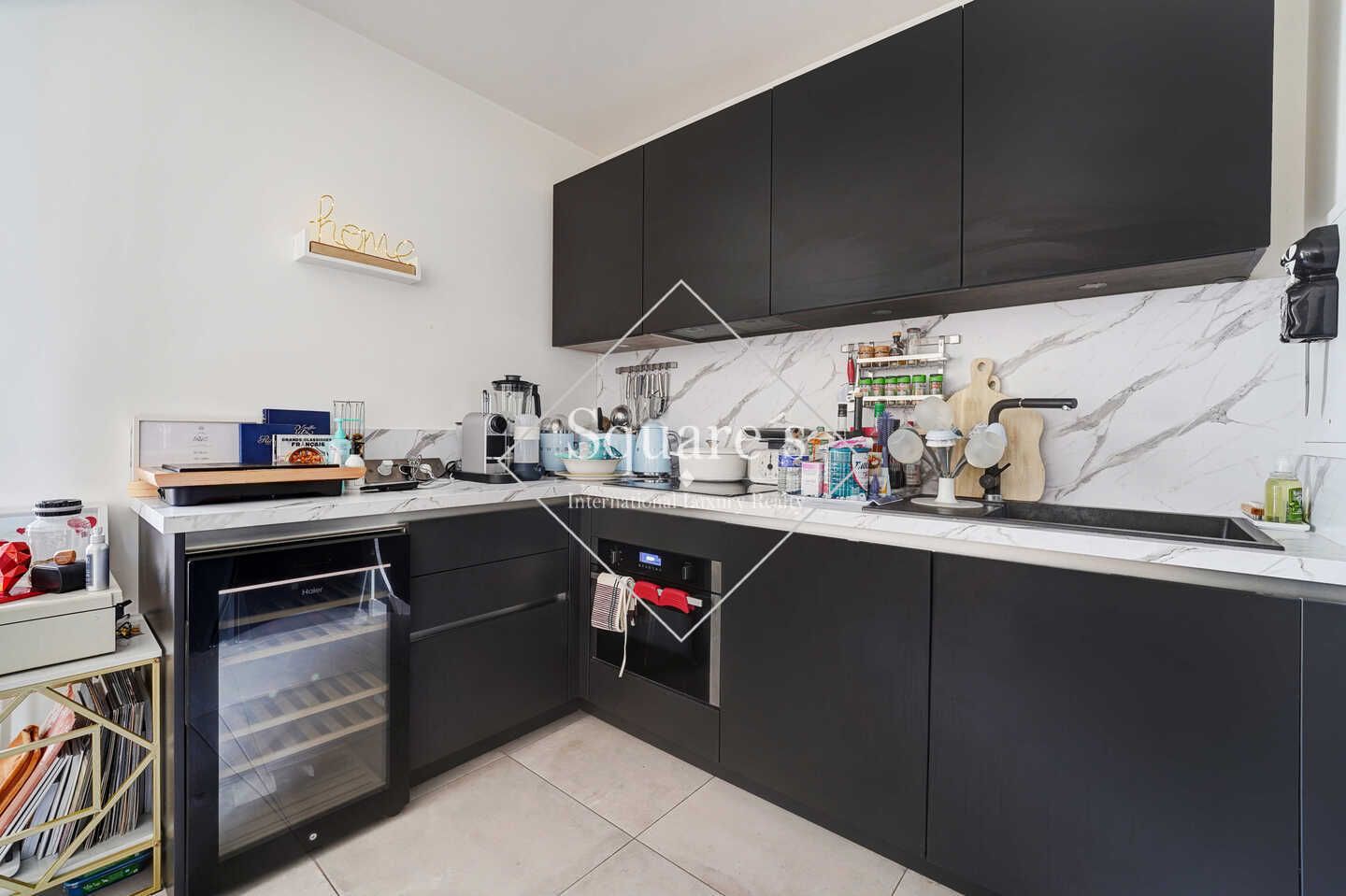 Sale Apartment Neuilly-sur-Seine 2 Rooms 45 m²